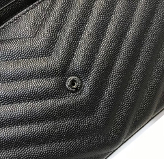 Imagem do YSL Envelope All Black