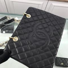 Chanel Shopper Black Caviar Gold - comprar online