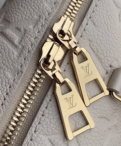 Imagem do LV Petite Malle Souple