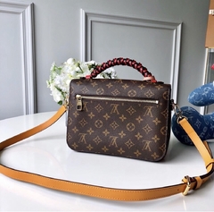 LV Pochette Metis Color na internet