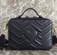 Gucci Marmont Matelassê Black na internet