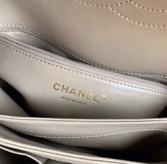 Chanel Trendy Nude na internet