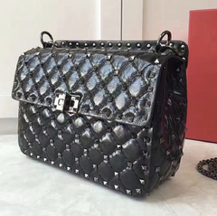 Valentino Rockstud Spikes Black na internet