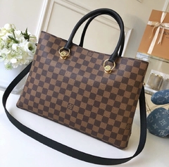 LV Riverside na internet