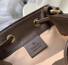 Gucci Monogram Bucket - comprar online