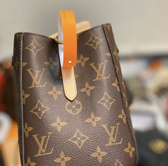 LV Montaigne - Bolsas na Web™