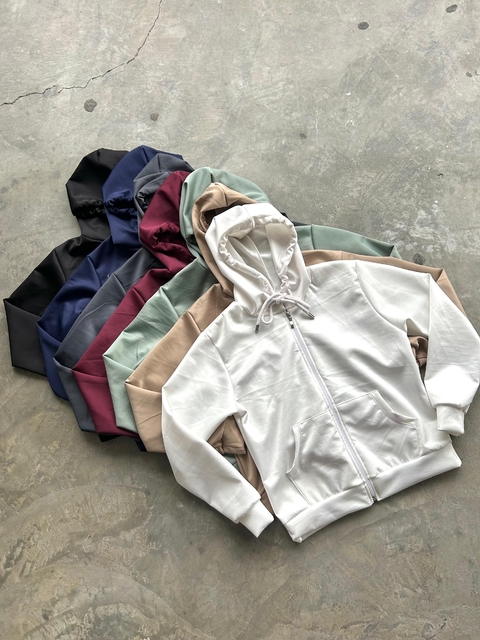 CAMPERA CANGURO DEPORTIVO SOFT CON CAPUCHA - comprar online