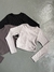 REMERA MANGA LARGA MORLEY FRUNCE LATERAL en internet
