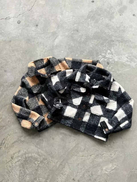 CAMISACO BOUCLE CUADRILLÉ OVERSIZE - comprar online