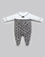 Macacão Anjos Baby Preto e Branco em Suedine com Jacquard - comprar online