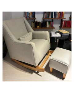 Sillón Mecedor + Apoya Pies Lino