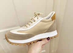 Zapatilla combinada beige blanca y celeste puntera y talonera gamuza en internet