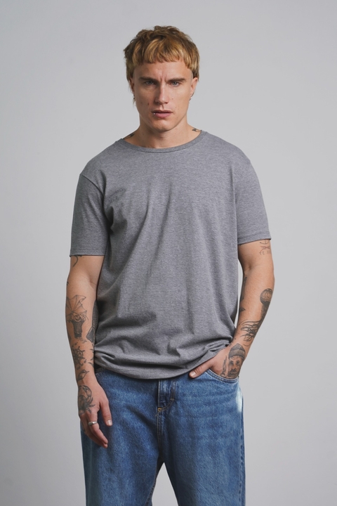 REMERA LEARTES - Modelo Regular básica de jersey - comprar online