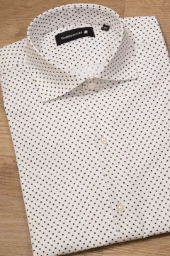 Blanca Lunares Negros Slim Fit - comprar online