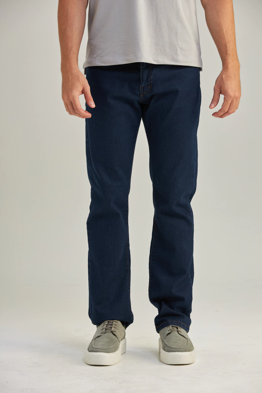 Calça Jeans Slim Fit com Elastano