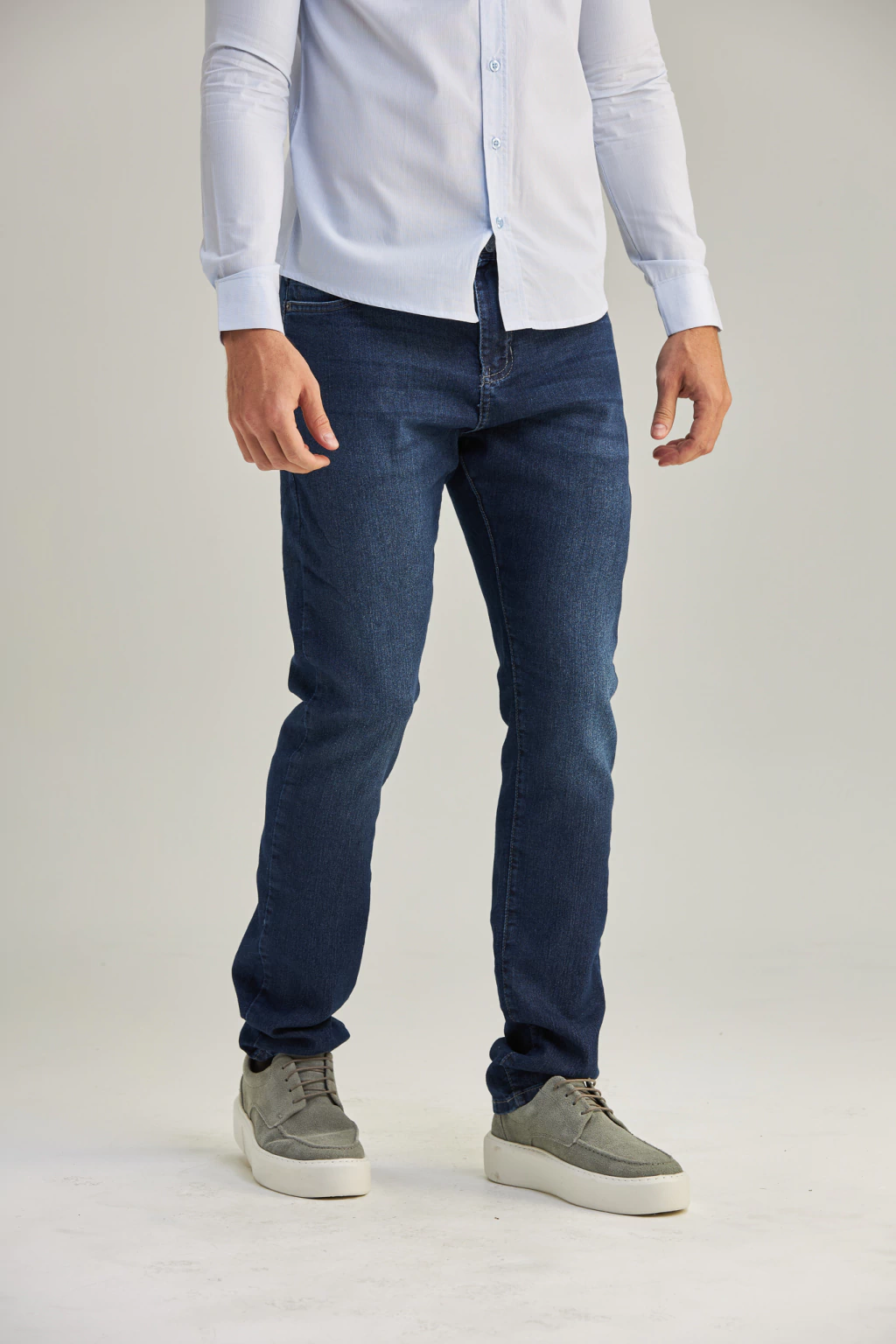 Calça Jeans Premium Slim Fit c/ Elastano