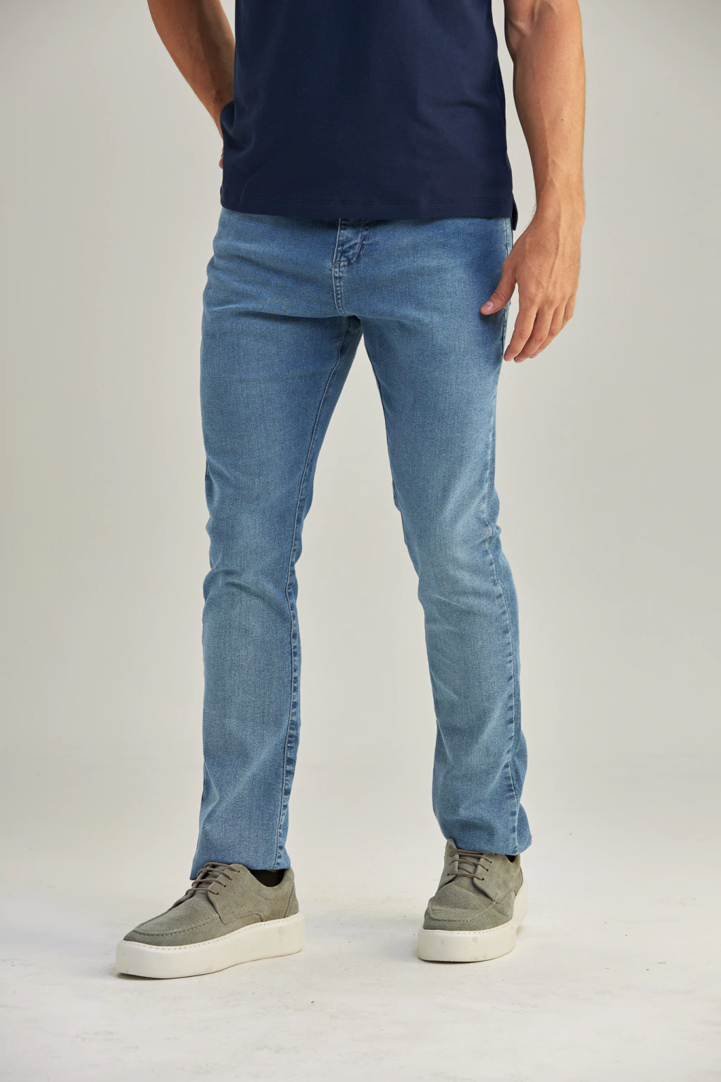 Calça Jeans Premium Slim Fit c/ Elastano