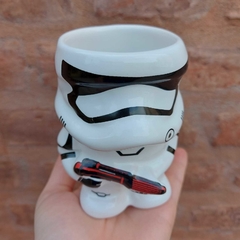 Taza cuerpo Stormtrooper - confdefeliz