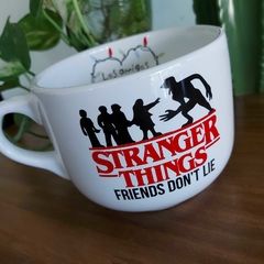 Tazon Stranger Things 2 - comprar online