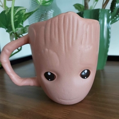 Taza Groot - confdefeliz
