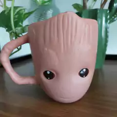 Taza Groot - confdefeliz