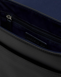 CARTERA SLIM LINE DE HOMBRE CON SOLAPA LACOSTE - NH 4423 - 000