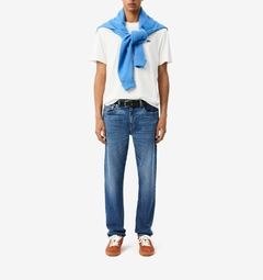 JEANS DE 5 BOLSILLOS CORTE SLIM LACOSTE - HH 5019 - MK9 en internet