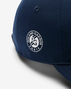 GORRA UNISEX DE EDICIÓN LIMITADA X ROLAND GARROS LACOSTE - RK 6388 - 166 en internet