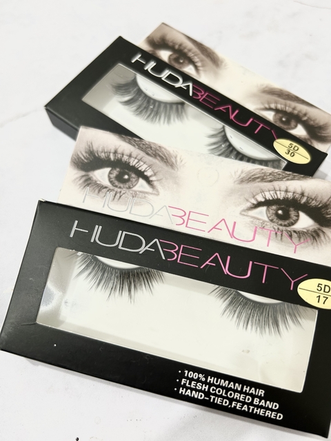 Pestañas Huda