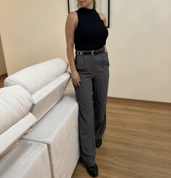 Calça Reta Laura Cinza - LA BRANDD - Loja de moda feminina