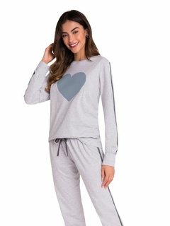 Pijama Manga Longa com Calça Jogger Hearts