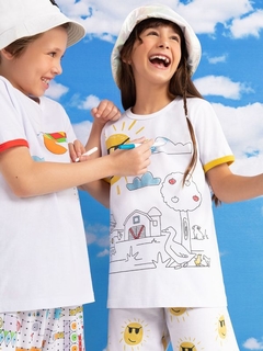 Pijama Manga Curta Infantil com Kit de Canetinhas