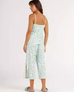Pijama Feminino Alça com Calça Pantacourt 2010428 na internet