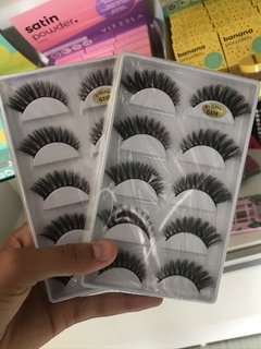 Cartela de cílios G806