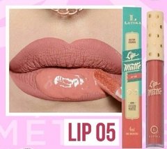 Batom lip matte Latika