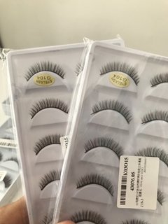 Cartela de cílios postiços G104