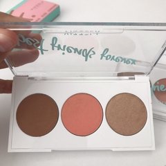 Paleta BFF VIZZELA - Qmulher Cosmeticos  & Acessórios