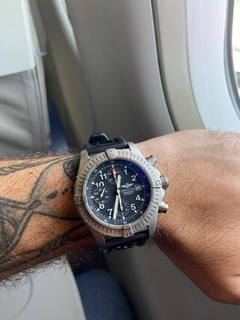 Breitling Avenger Titanium on internet