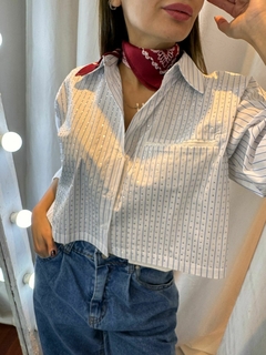 CAMISA CROP CON STRASS