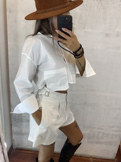 CAMISA CROP CON BOLSILLO