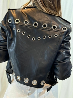 CAMPERA CUERO HEBILLAS - comprar online