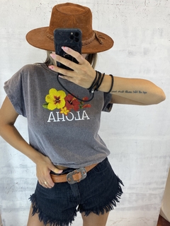 REMERA PRELAVADA “Aloha” - comprar online