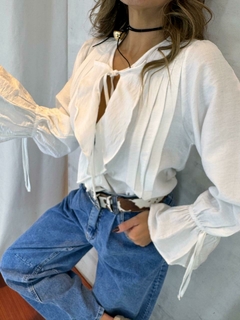 BLUSA “Lazos”