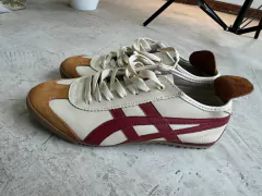 ASICS TIGER