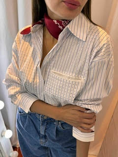 CAMISA CROP CON STRASS en internet