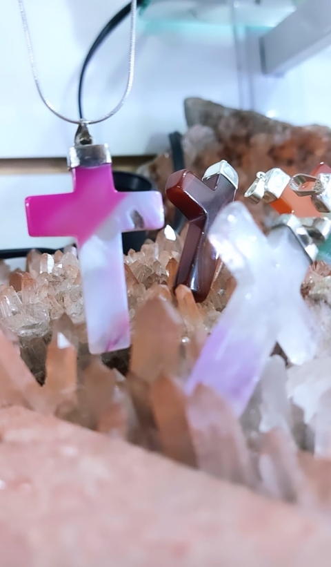 DIJE CRUZ GRANDE CON BAÑO DE PLATA