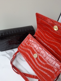 Mini bag croco charol - comprar online