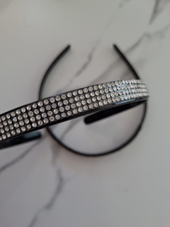 Vincha plastica negra strass