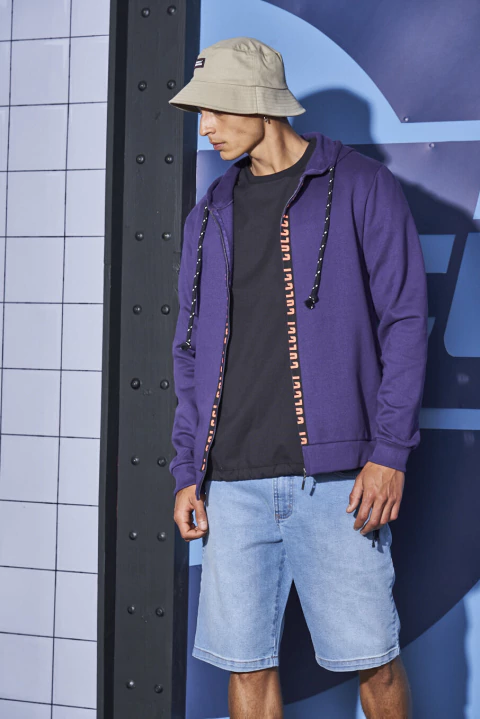 Jaqueta Moletom com Capuz