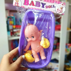 MINI BEBE CON BAÑERA Y PATOS